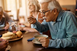 Meals and Nutrition in Assisted Living